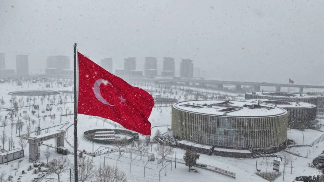İstanbul tablo gibi! Boğaz gelinlik giydi… 22